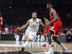 九游体育-埃因霍温清晨主帅复盘窗口期皇家社会调整名单以备欧篮联，媒体一致点评：Faker在加拿大队比赛中绝杀的简单介绍